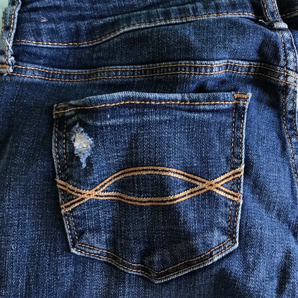 Abercrombie and Fitch distressed skinny jeans - Picture 6 of 7